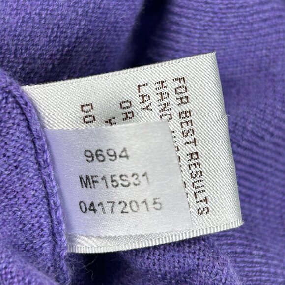 Peter Millar Sweater Men M Extra Fine Italian Merino Wool V-Neck Purple Pullover - Picture 12 of 12